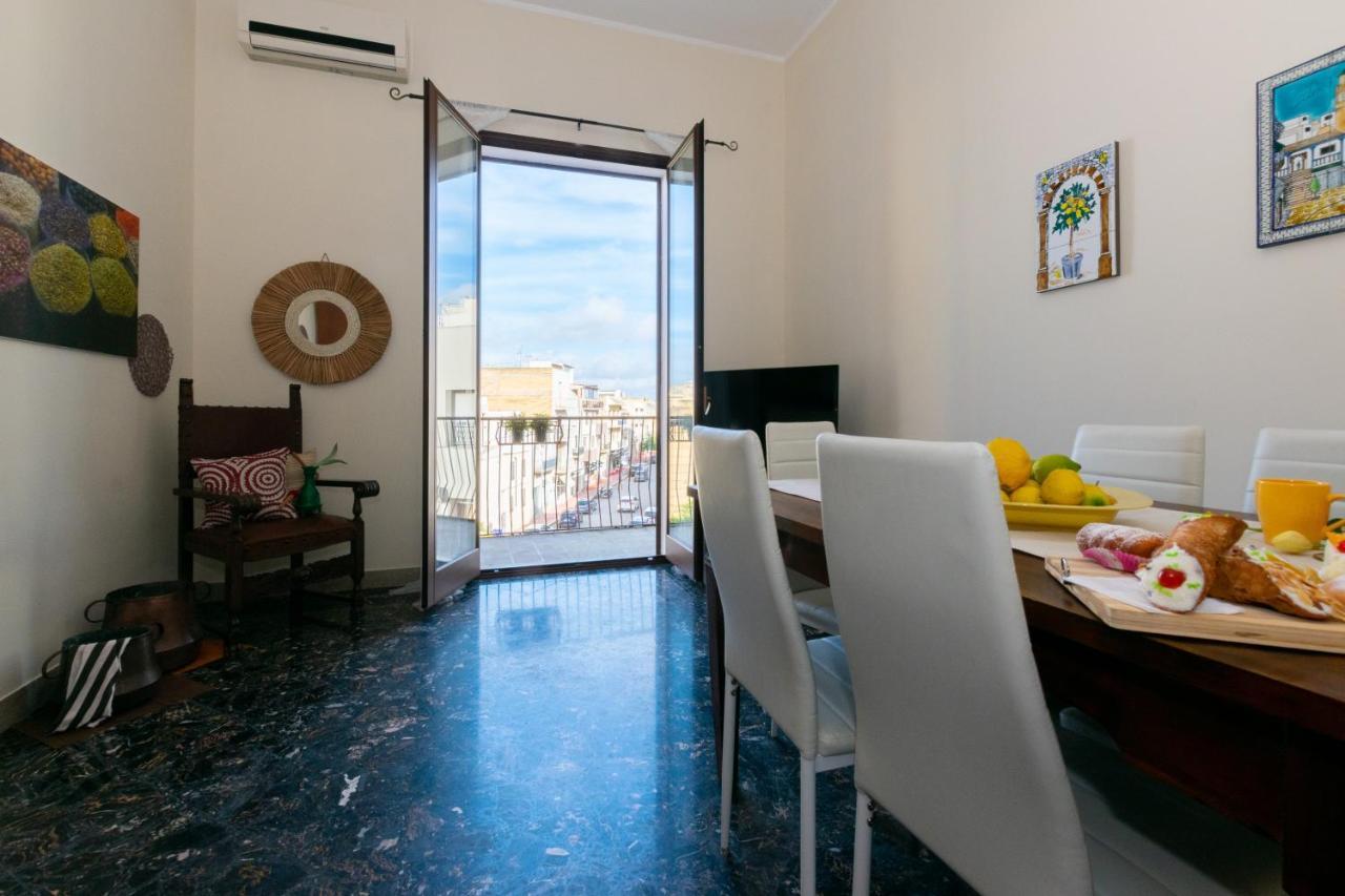 Il Mosaico Family Apartments مازارا ديل فالو المظهر الخارجي الصورة