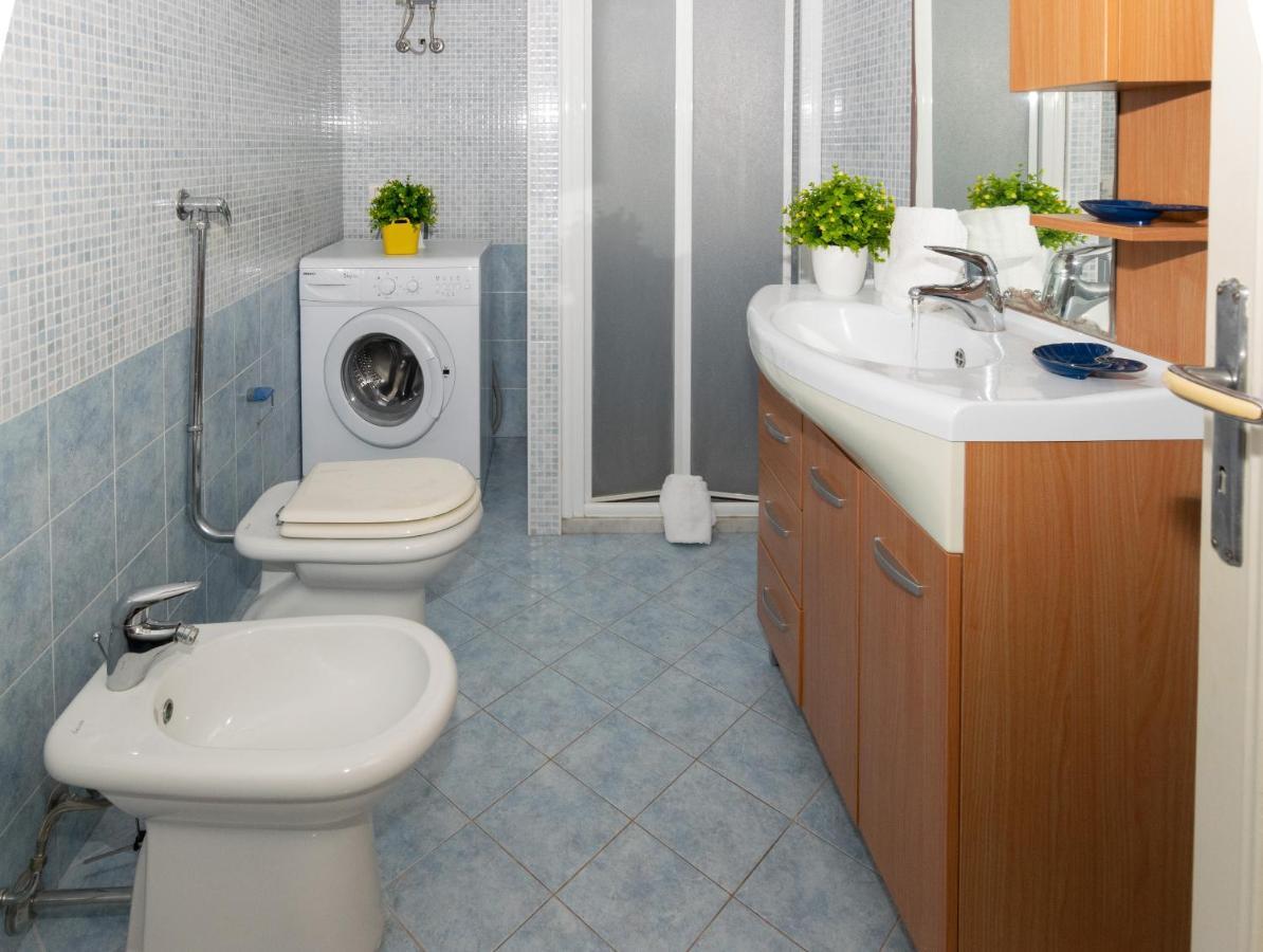 Il Mosaico Family Apartments مازارا ديل فالو المظهر الخارجي الصورة