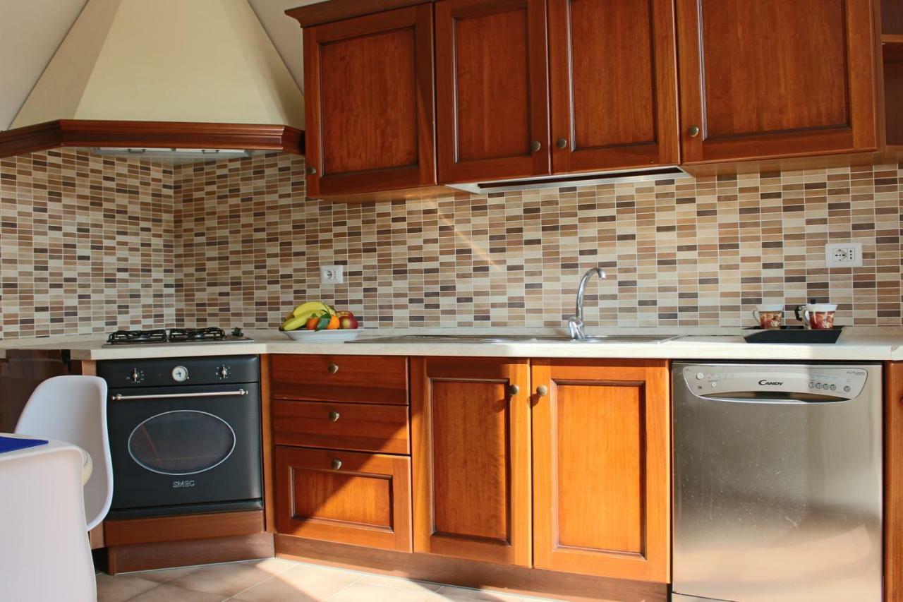 Il Mosaico Family Apartments مازارا ديل فالو المظهر الخارجي الصورة